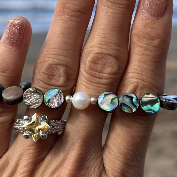 B72. AAA Coin Abalone & Freshwater Pearl W/ .925 SS - Picture 6 of 6